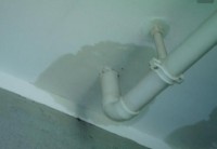 樓上漏水怎么修理？樓上漏水的原因？